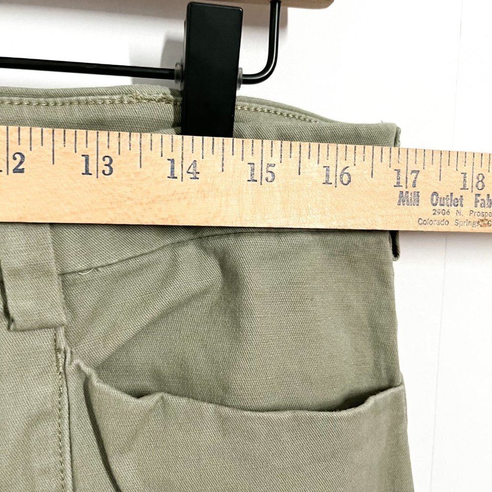 Duluth Trading Womens Green Chino Pants Size 12 / 29 Straight Leg Stretch - Picture 7 of 7